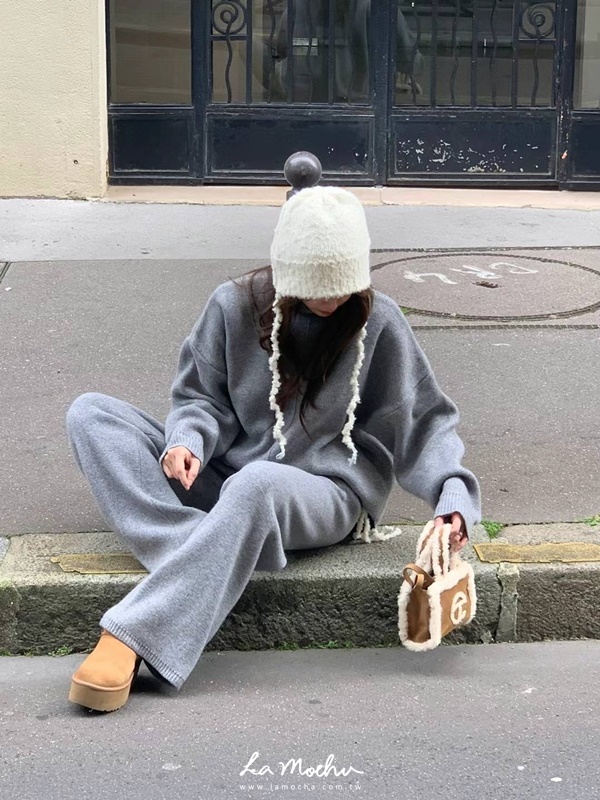 慵懶高領上衣+抽繩休閒褲羊毛SET